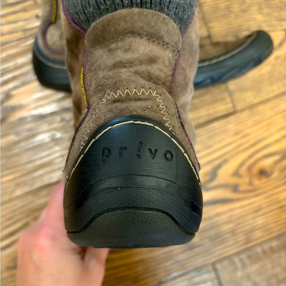 Clark’s Privo waterproof Eskimo boots. 8.5 - Picture 8 of 9